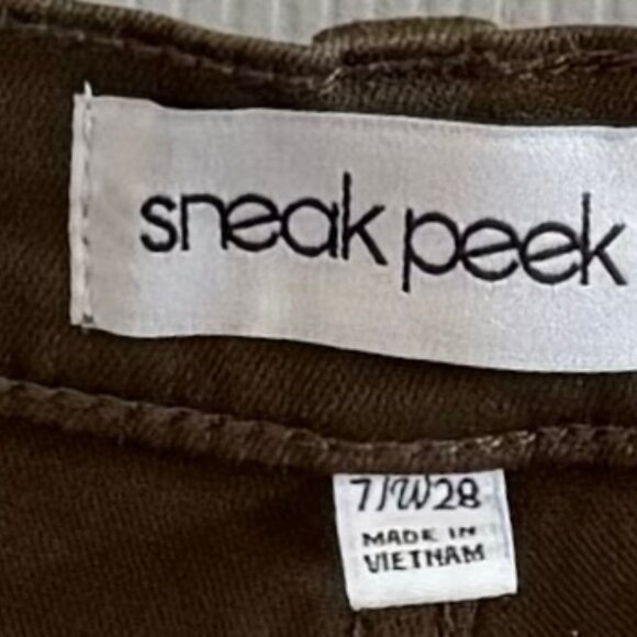 NWOT SNEAK PEEK WOMANS JEANS MIDRISE STRAIGHT LEG OLIVEGREEN FRAYED HEM SZ 7/W28 - Picture 3 of 9